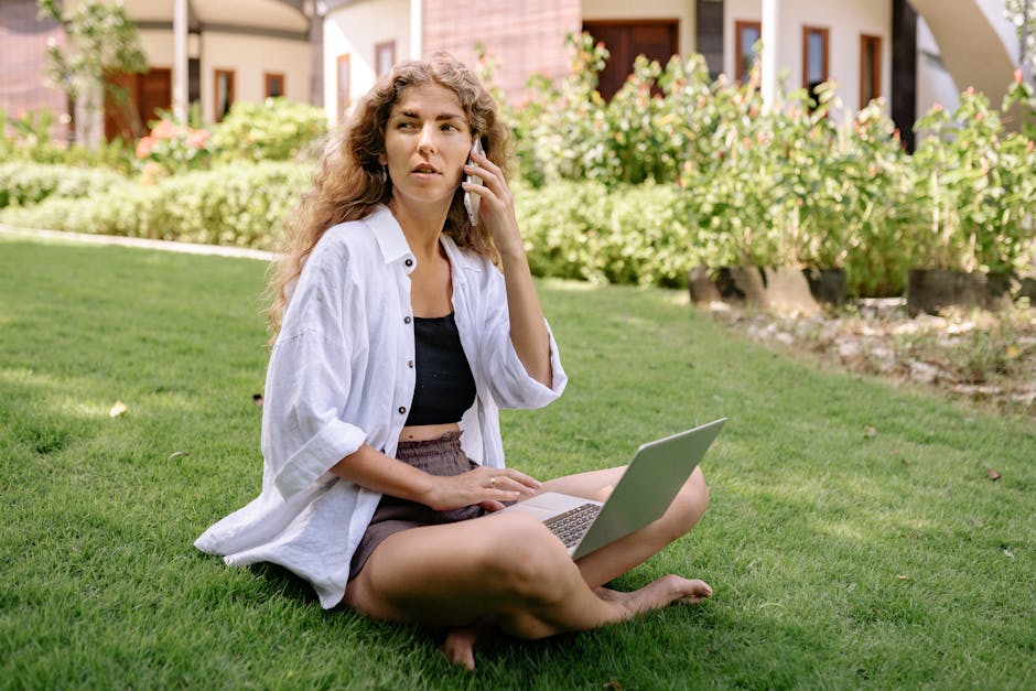 Solar-Powered Laptops and Gadgets: The Future of Portable Green Technology